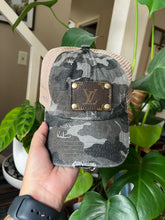 Load image into Gallery viewer, Camo Cap